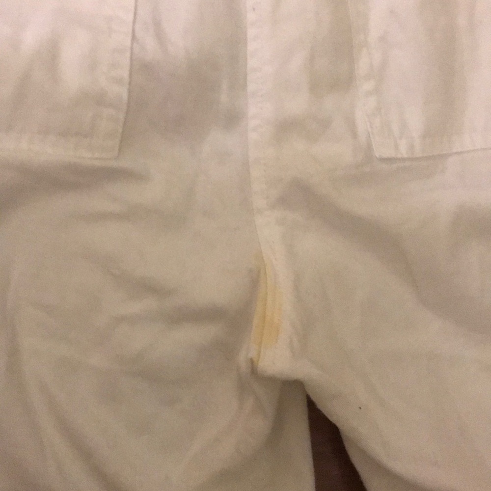🥰White Capris🥰 - Picture 4 of 4